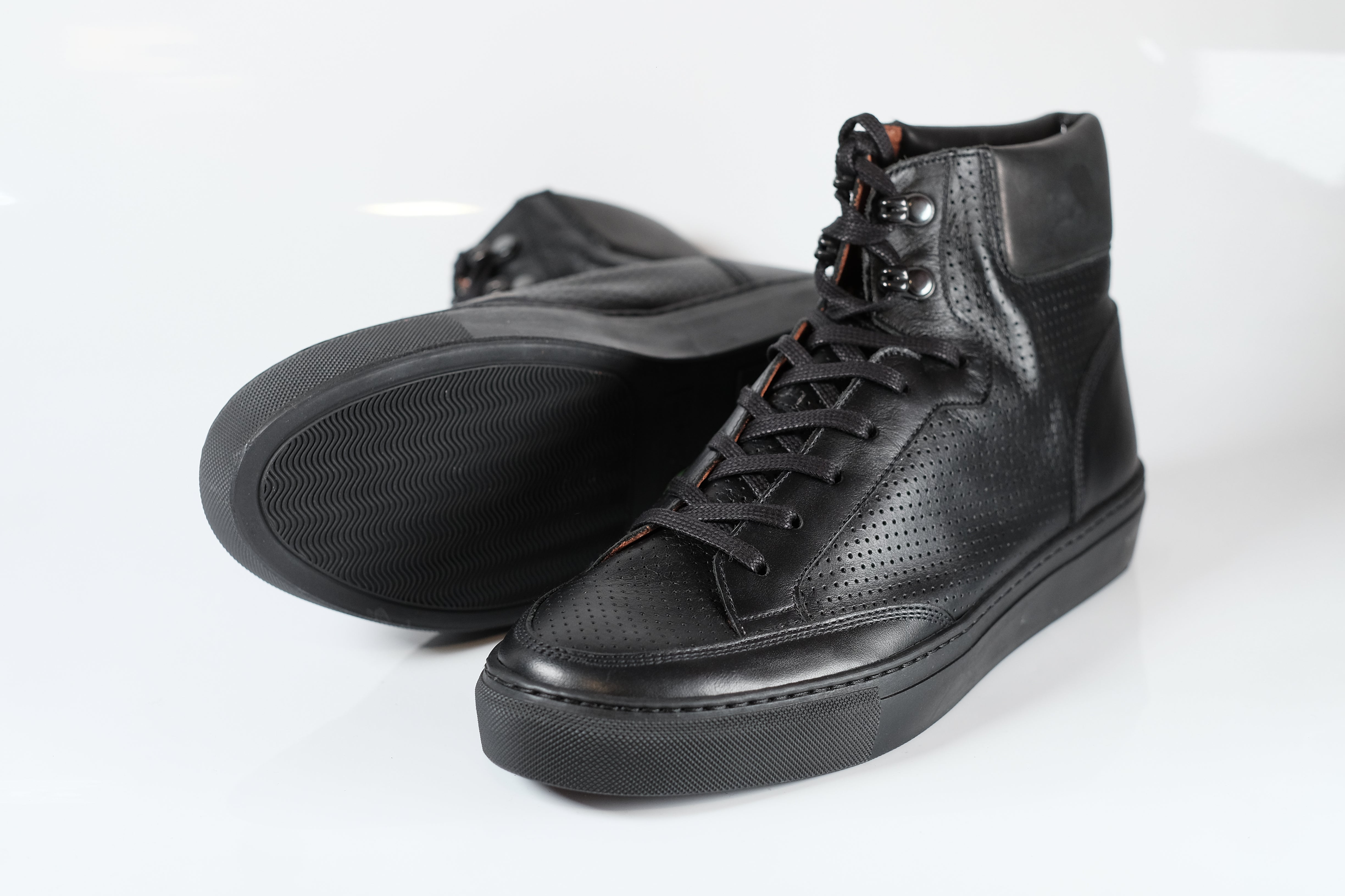 Richland - Black Perforated Calf - CLEARANCE - Grade 1