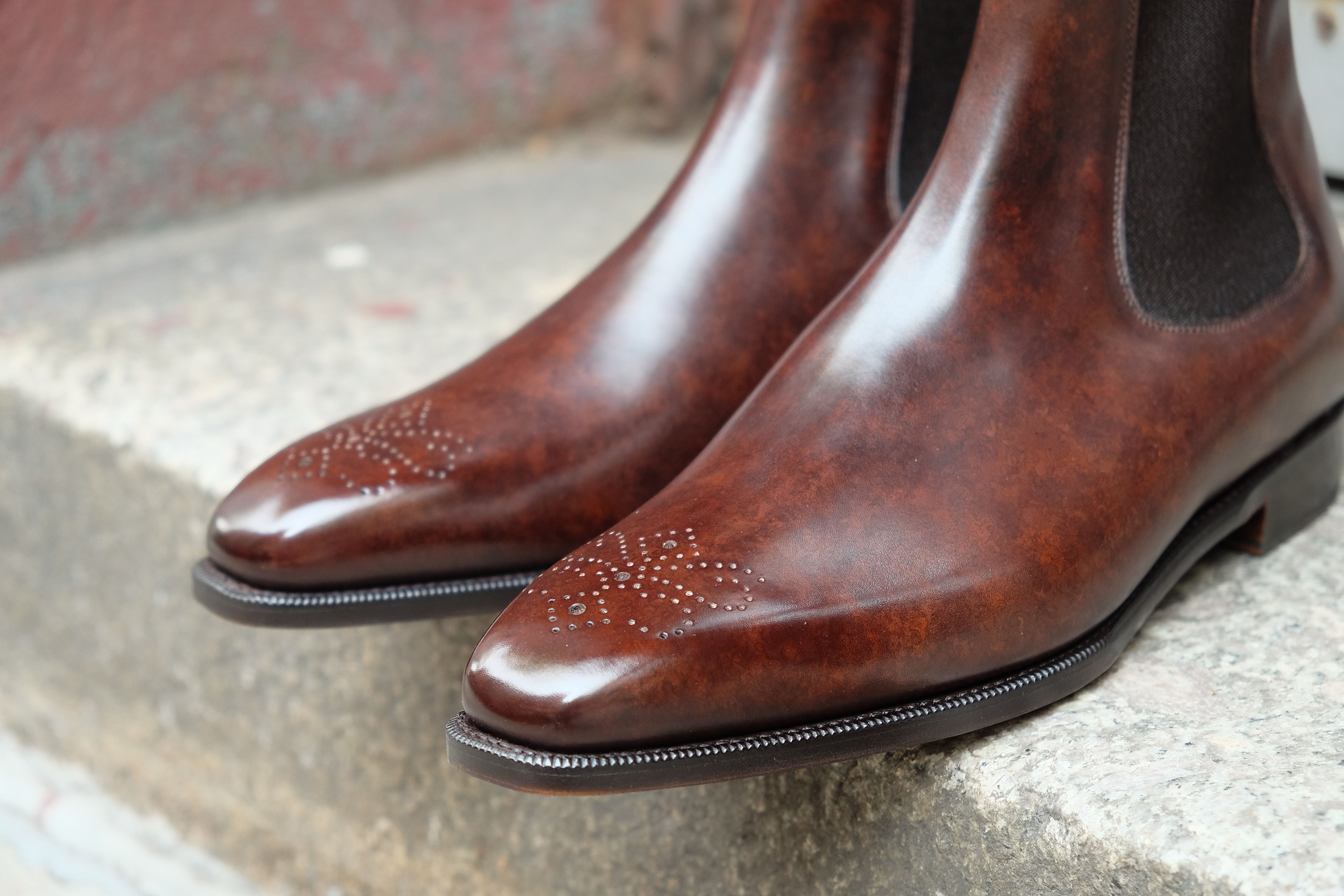 Highland - MTO - Dark Brown Marble Patina - MGF Last - Single Leather Sole-Made To Order Chelsea Boot Medallion-J.FitzPatrick Footwear