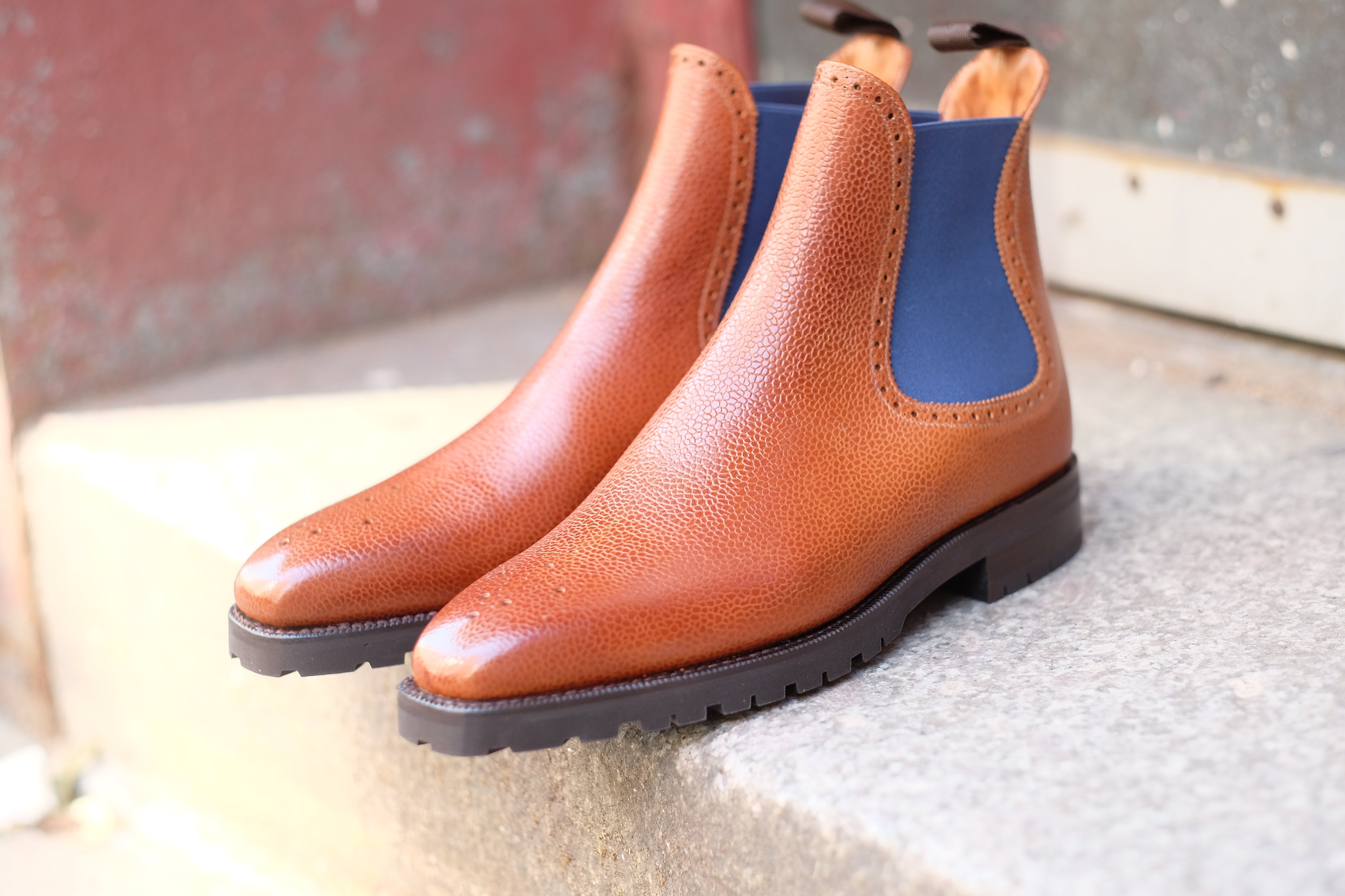 Pasco - MTO - Tan Grain / Blue Gore - MGF Last - Commando Sole-Made To Order Chelsea Boot Medallion-J.FitzPatrick Footwear