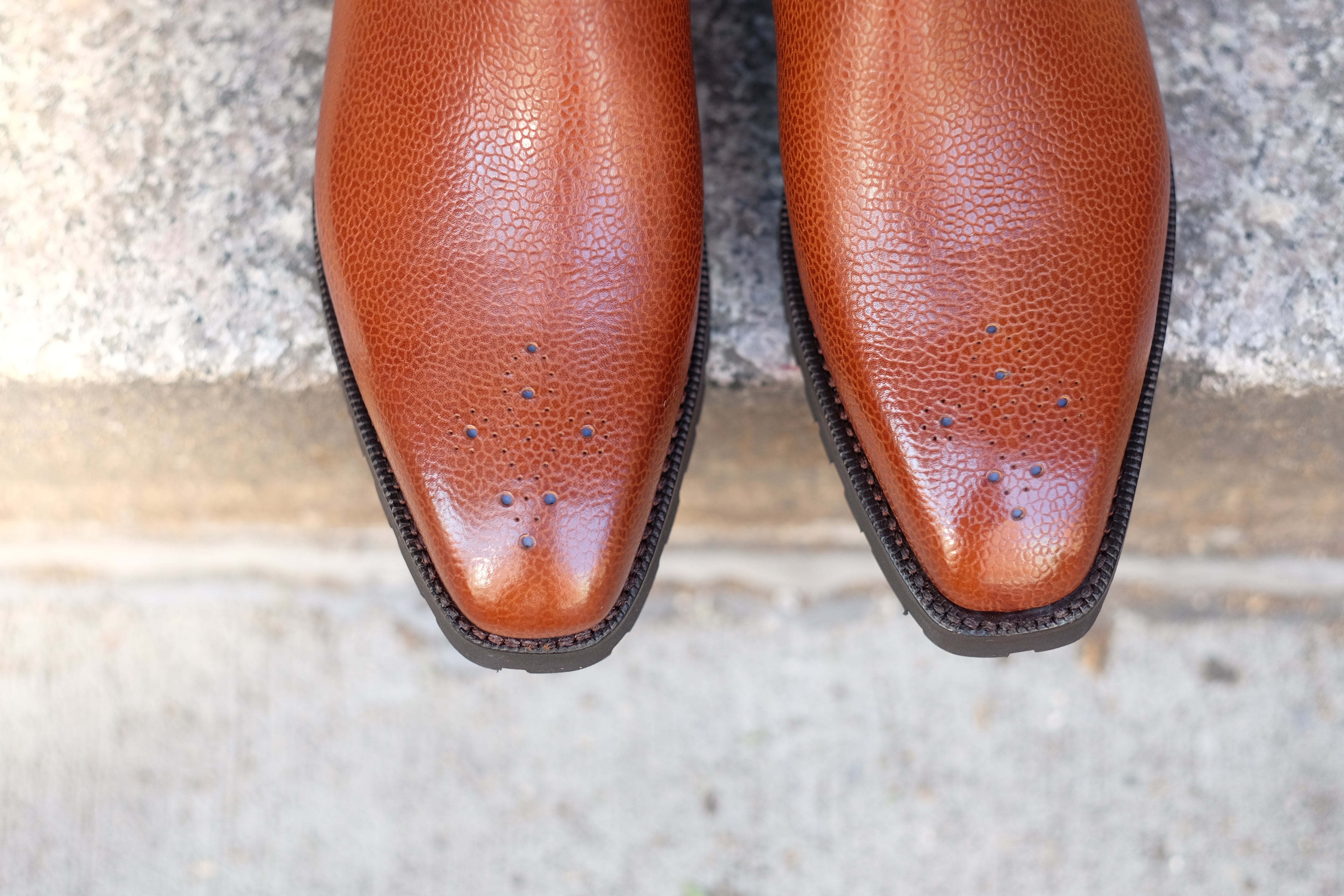 Pasco - MTO - Tan Grain / Blue Gore - MGF Last - Commando Sole-Made To Order Chelsea Boot Medallion-J.FitzPatrick Footwear