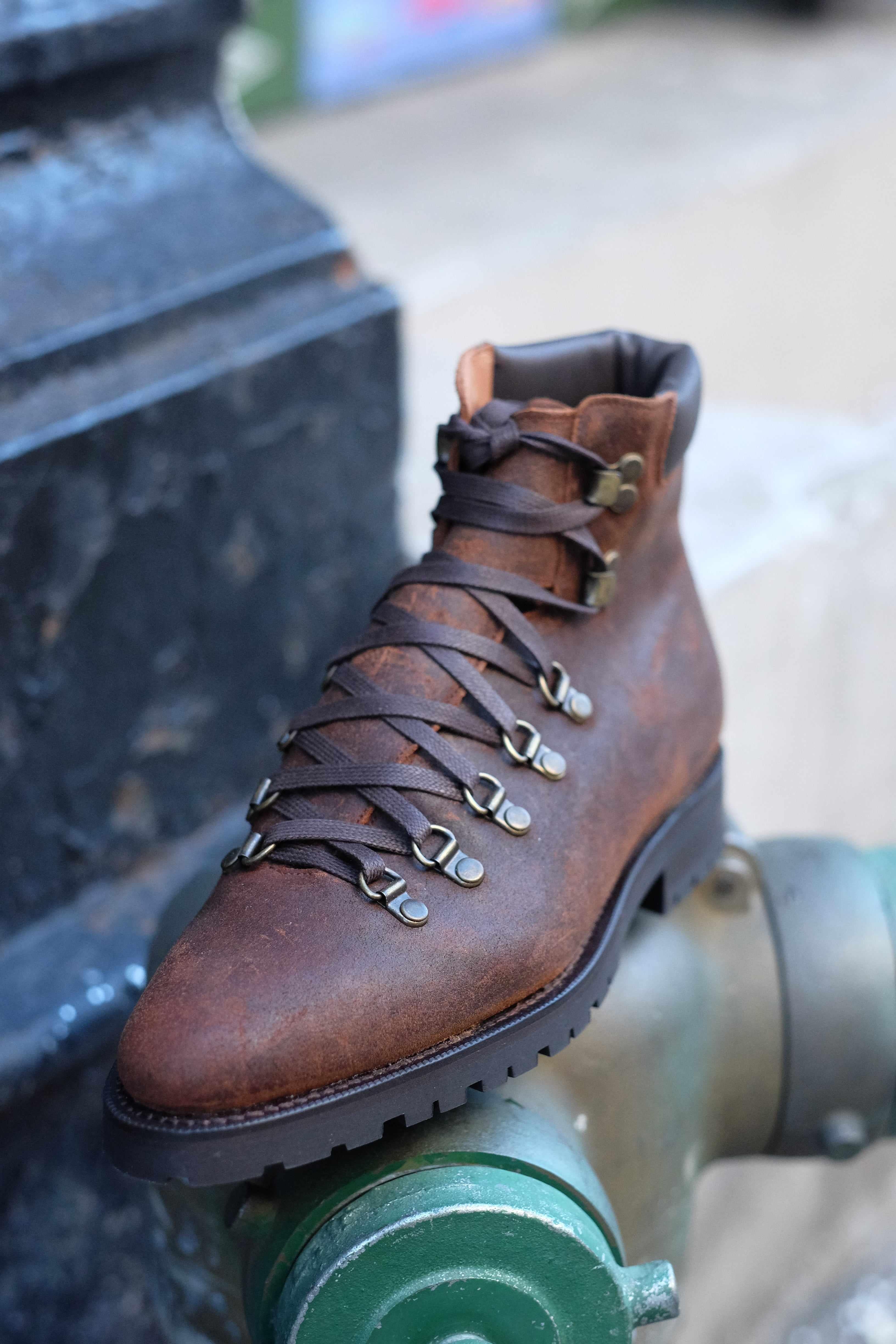 Snoqualmie - Brown Waxy Commander-Alpine Hiker Boots-J.FitzPatrick Footwear
