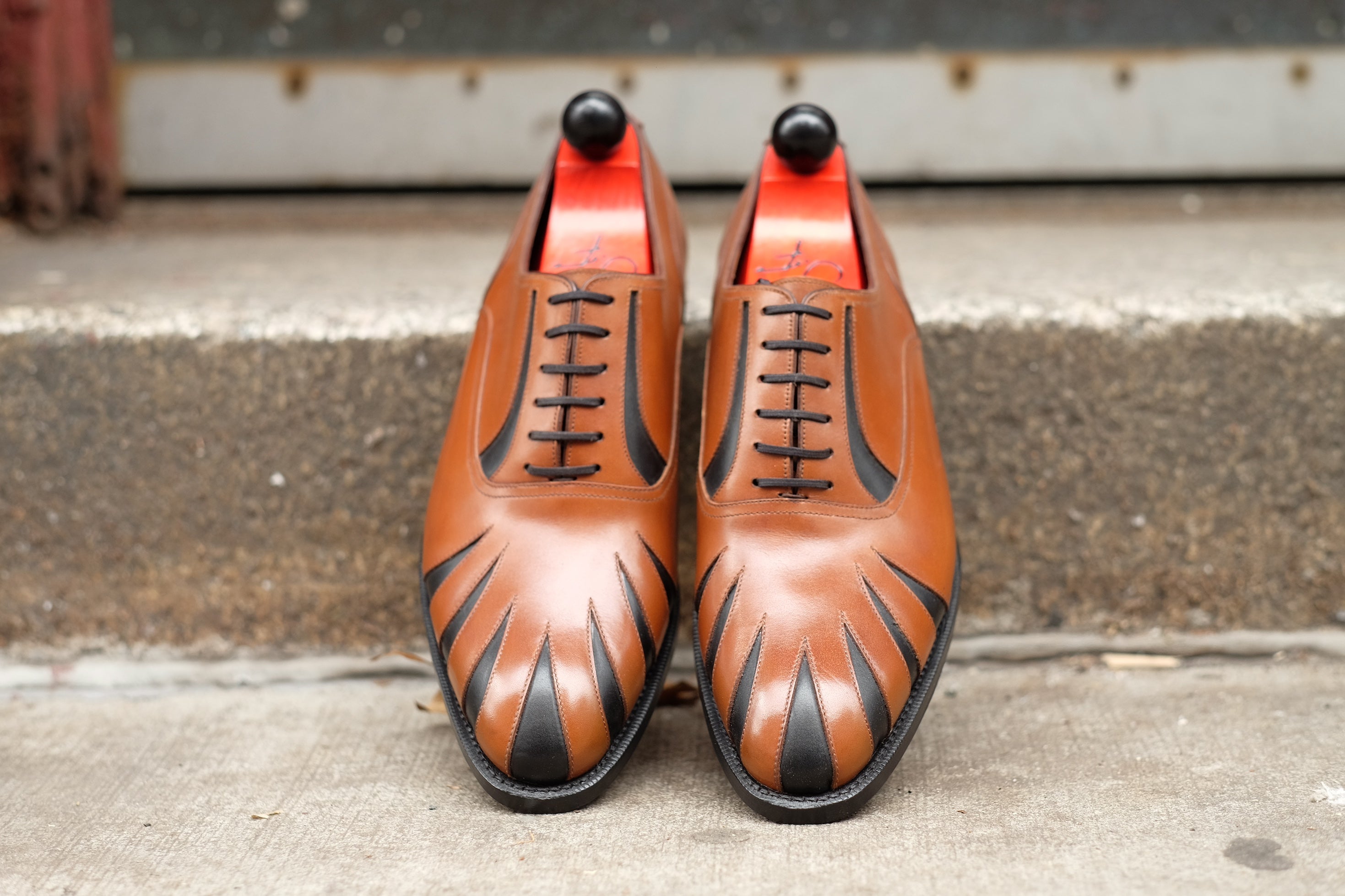 Tiger's Claw - MTO - Maple Calf / Black Calf - NGT Last - Single Leather Sole-Made To Order Split Toe Spectator Oxfords-J.FitzPatrick Footwear