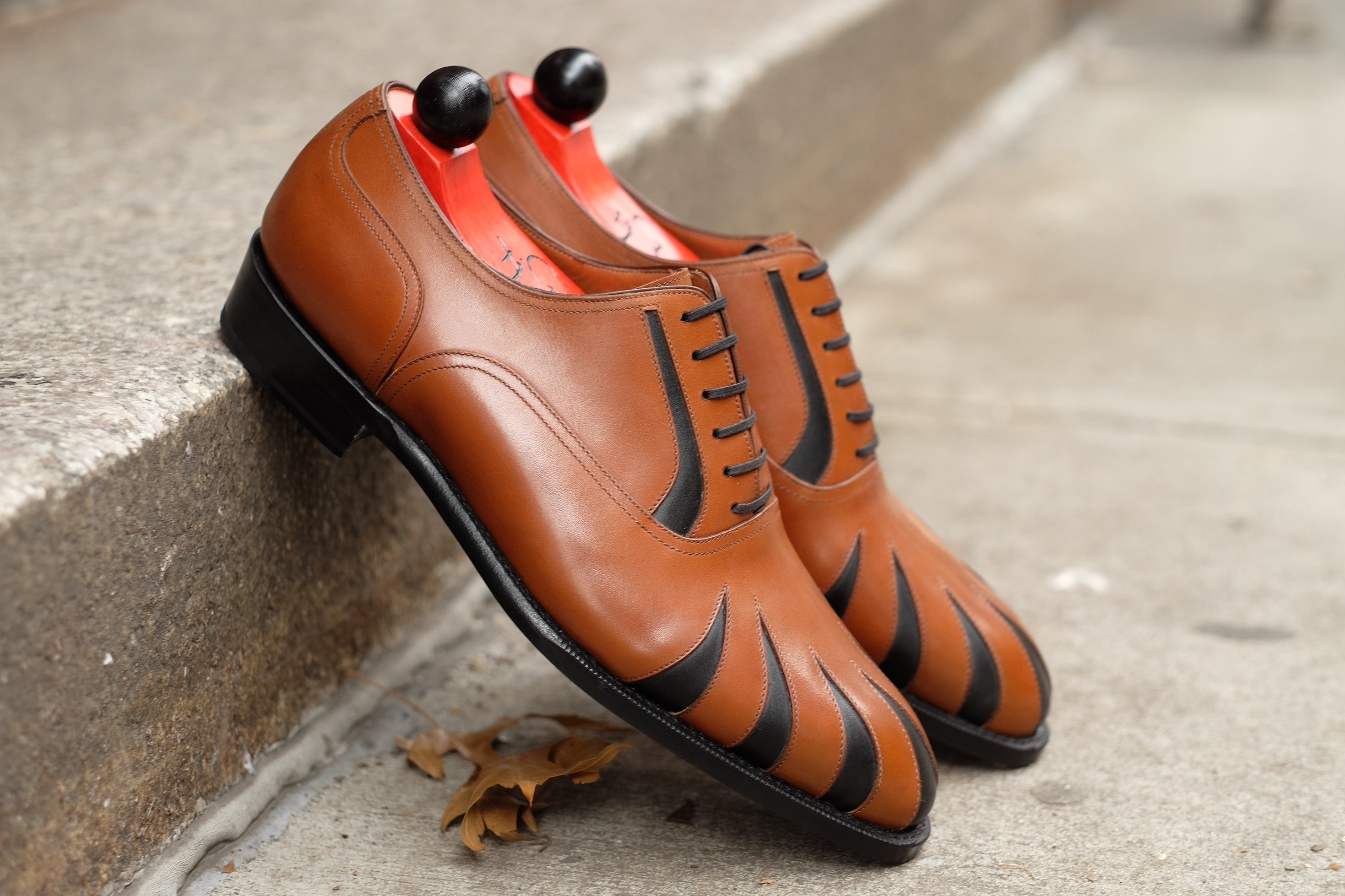 Tiger's Claw - MTO - Maple Calf / Black Calf - NGT Last - Single Leather Sole-Made To Order Split Toe Spectator Oxfords-J.FitzPatrick Footwear