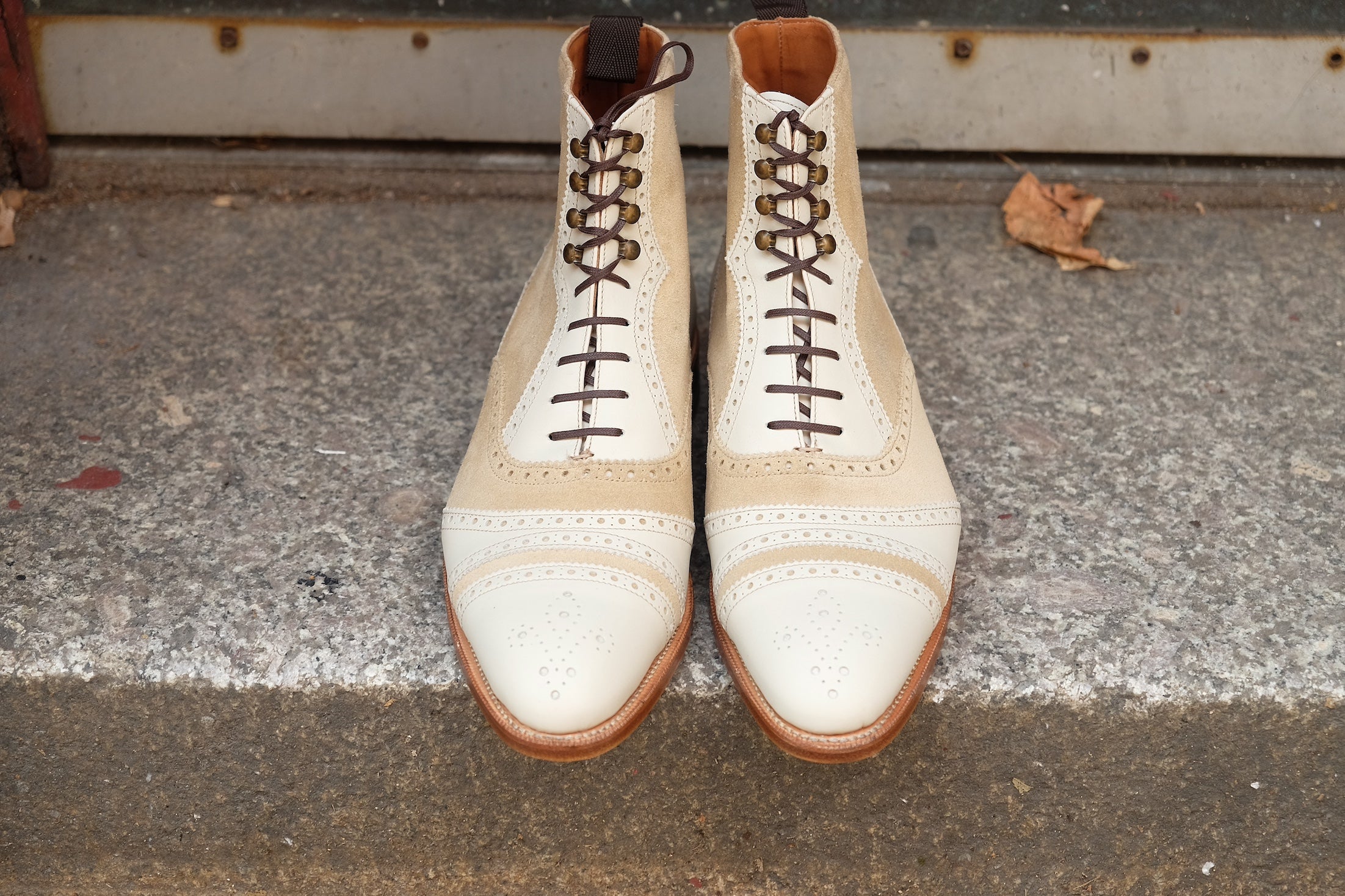Whitman - MTO - Crust Calf / Light Cream Suede - NGT last - Single Leather Sole - Fleur De Lys Medallion-Made To Order Cap Toe Tarsal Brogue Boot-J.FitzPatrick Footwear