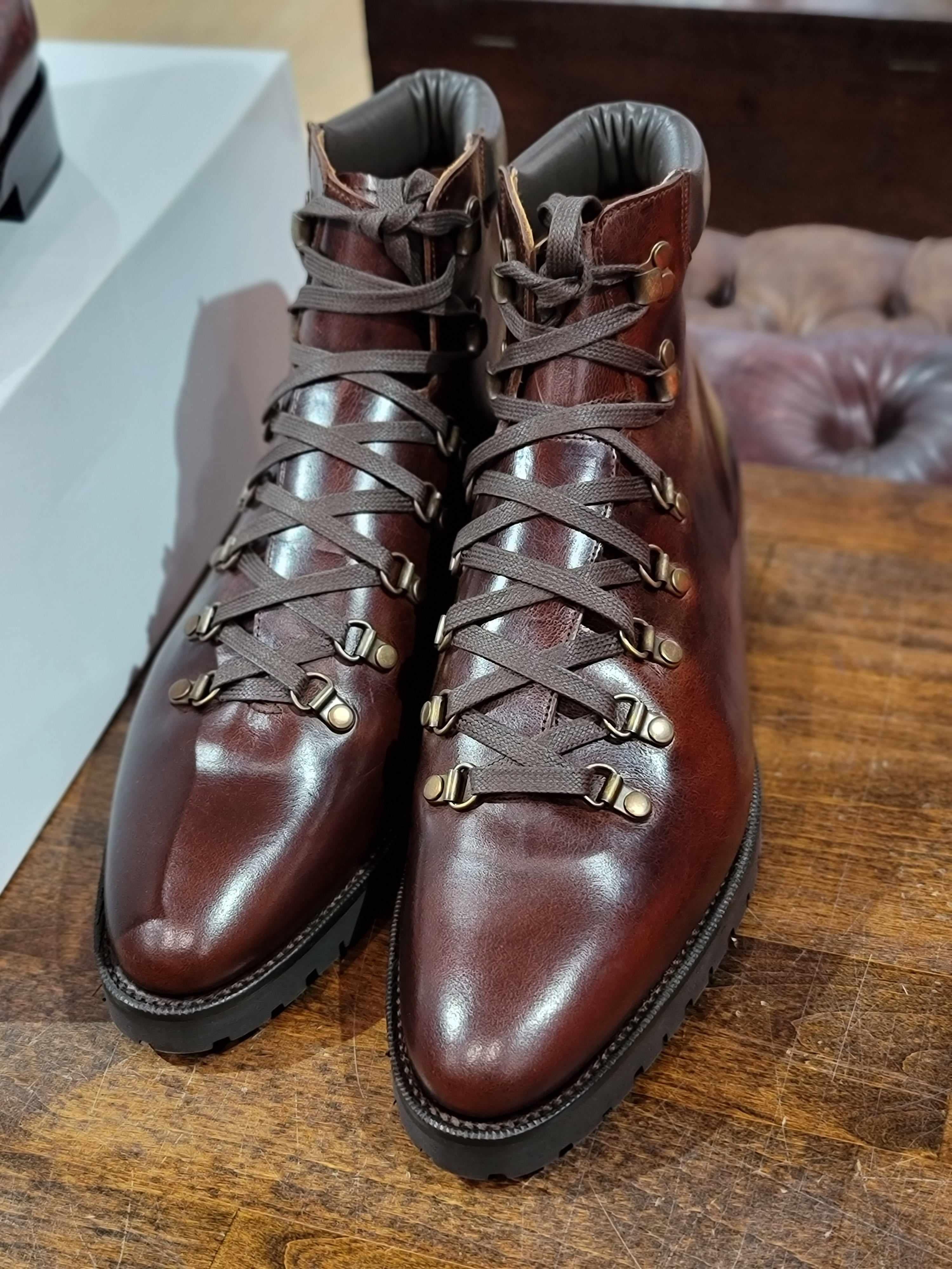 Snoqualmie - Rugged Brown Commando-Alpine Hiker Boots-J.FitzPatrick Footwear