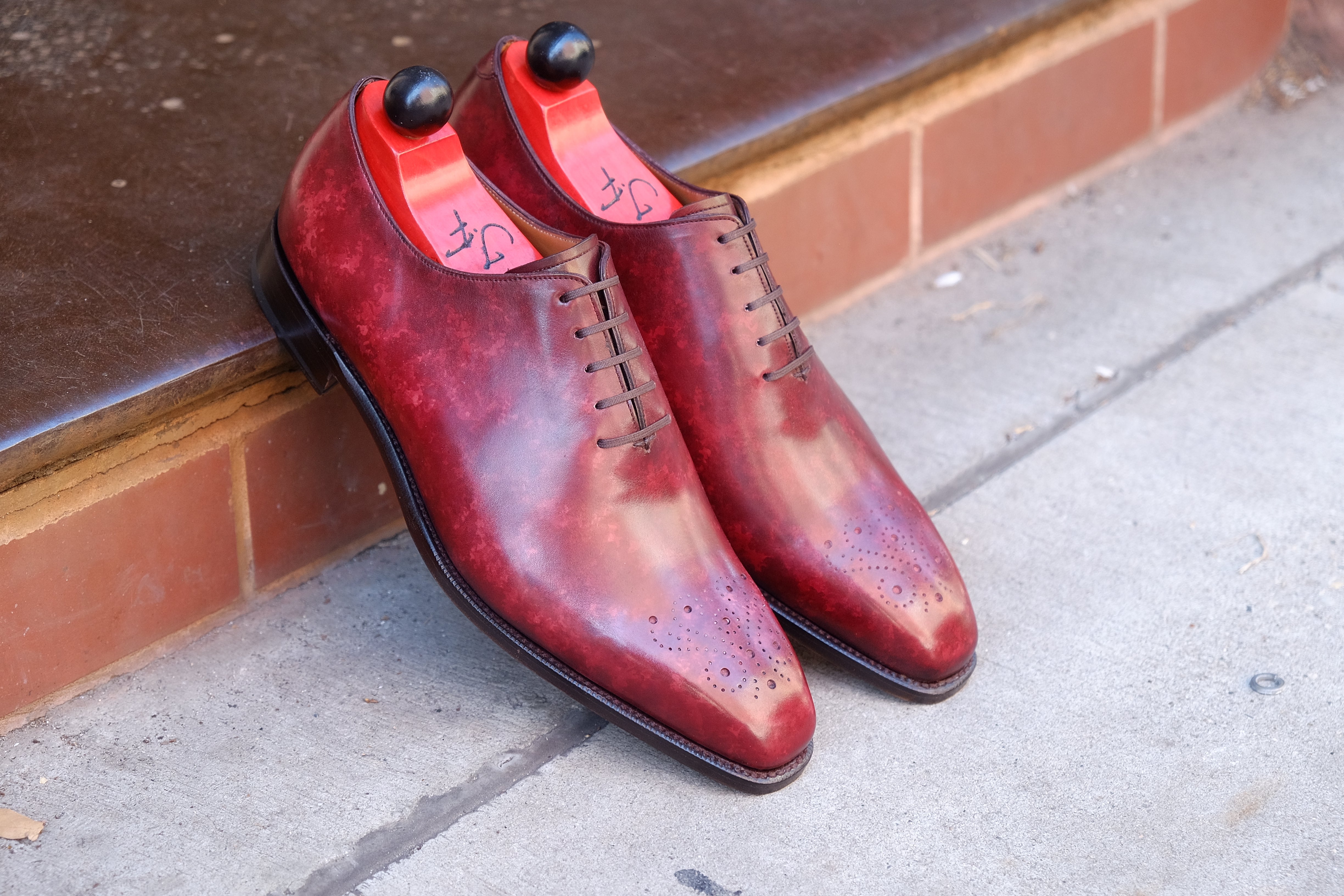 Kirkland - MTO - Burgundy Marble Patina - LPB Last - Single Leather Sole-Made To Order Wholecut Oxfords Medallion-J.FitzPatrick Footwear