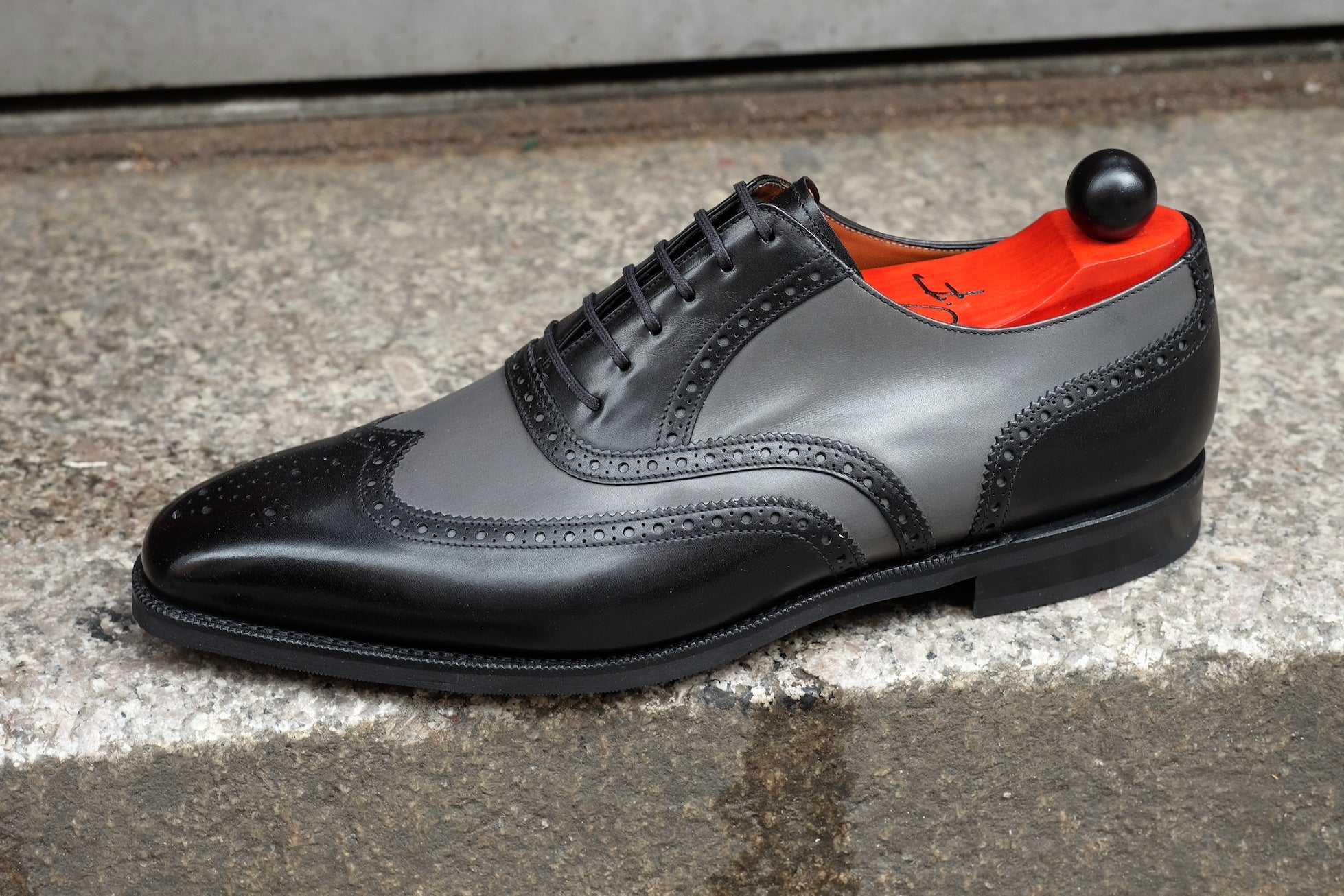 Kitsap - MTO - Black Calf / Grey Calf - LPB Last - City Rubber Sole - Fleur De Lys Medallion-Made To Order Wingtip Brogue Oxfords Spectator-J.FitzPatrick Footwear