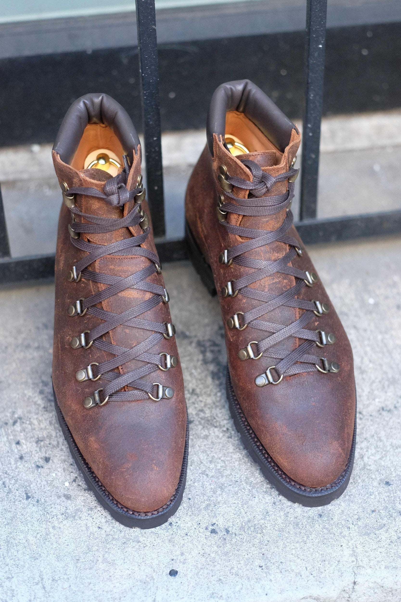 Snoqualmie - Brown Waxy Commander-Alpine Hiker Boots-J.FitzPatrick Footwear