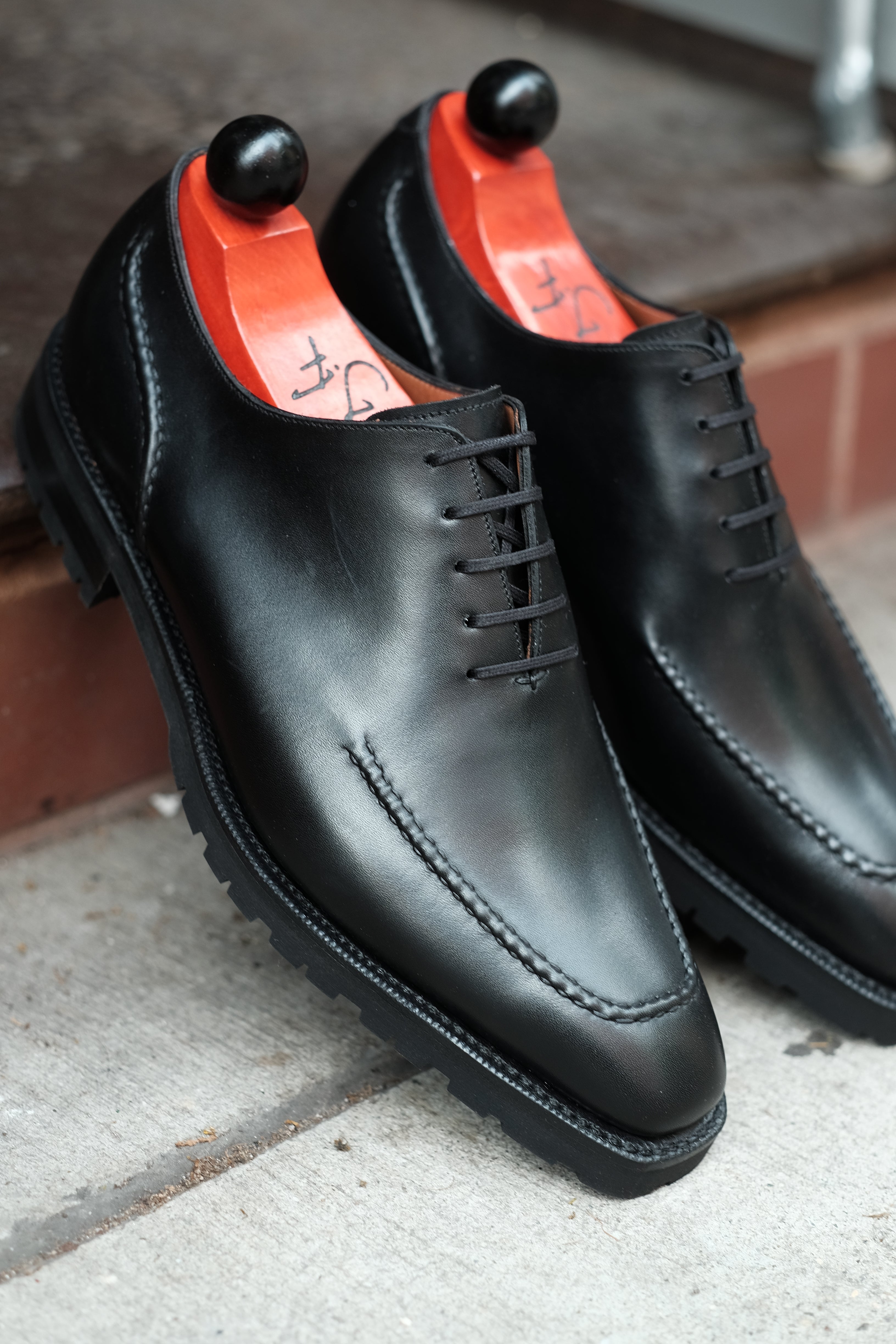 Whittier - Black Calf-Wholecut Oxfords-J.FitzPatrick Footwear