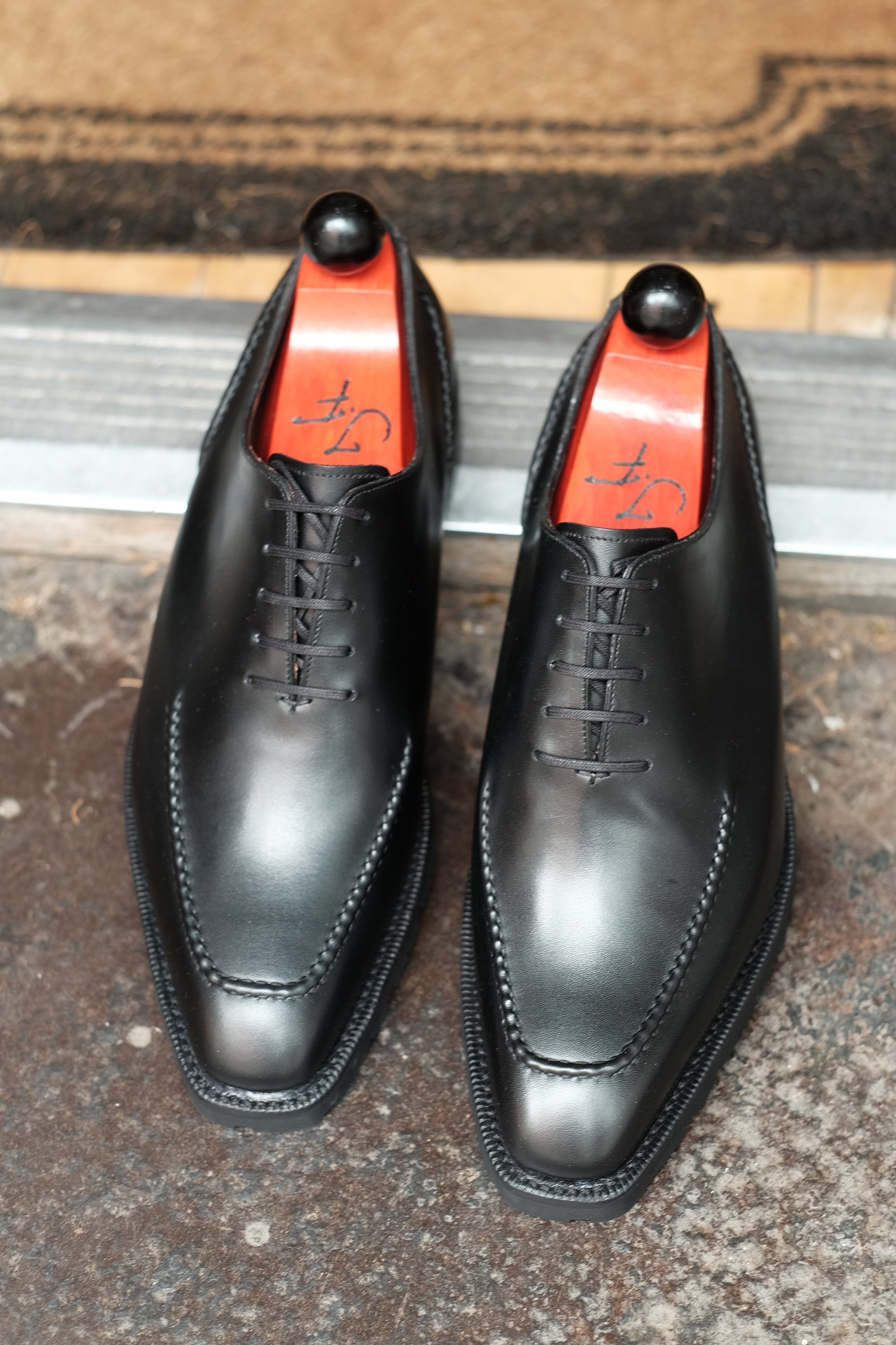 Whittier - Black Calf-Wholecut Oxfords-J.FitzPatrick Footwear