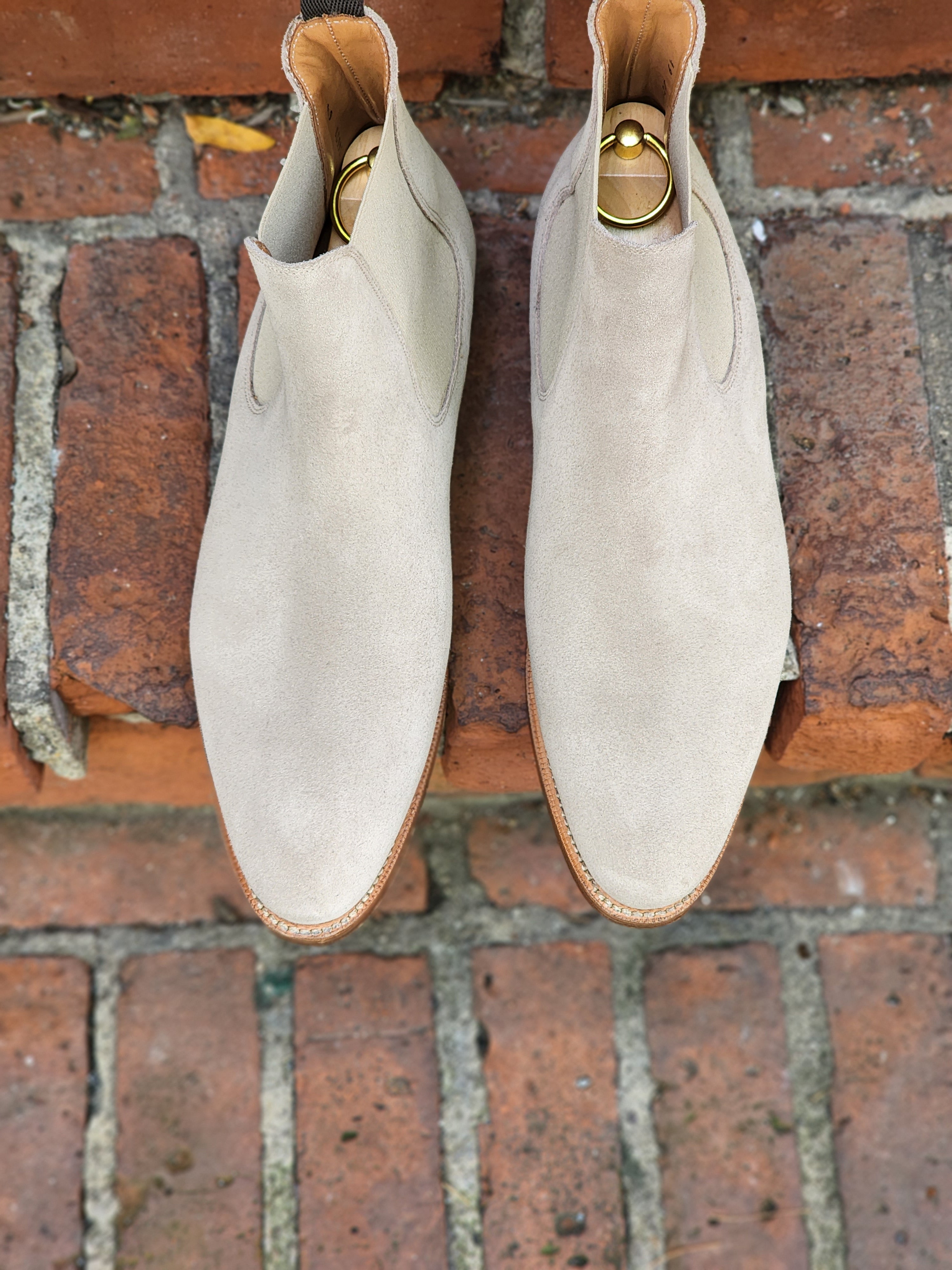 Alki - Oatmeal Suede