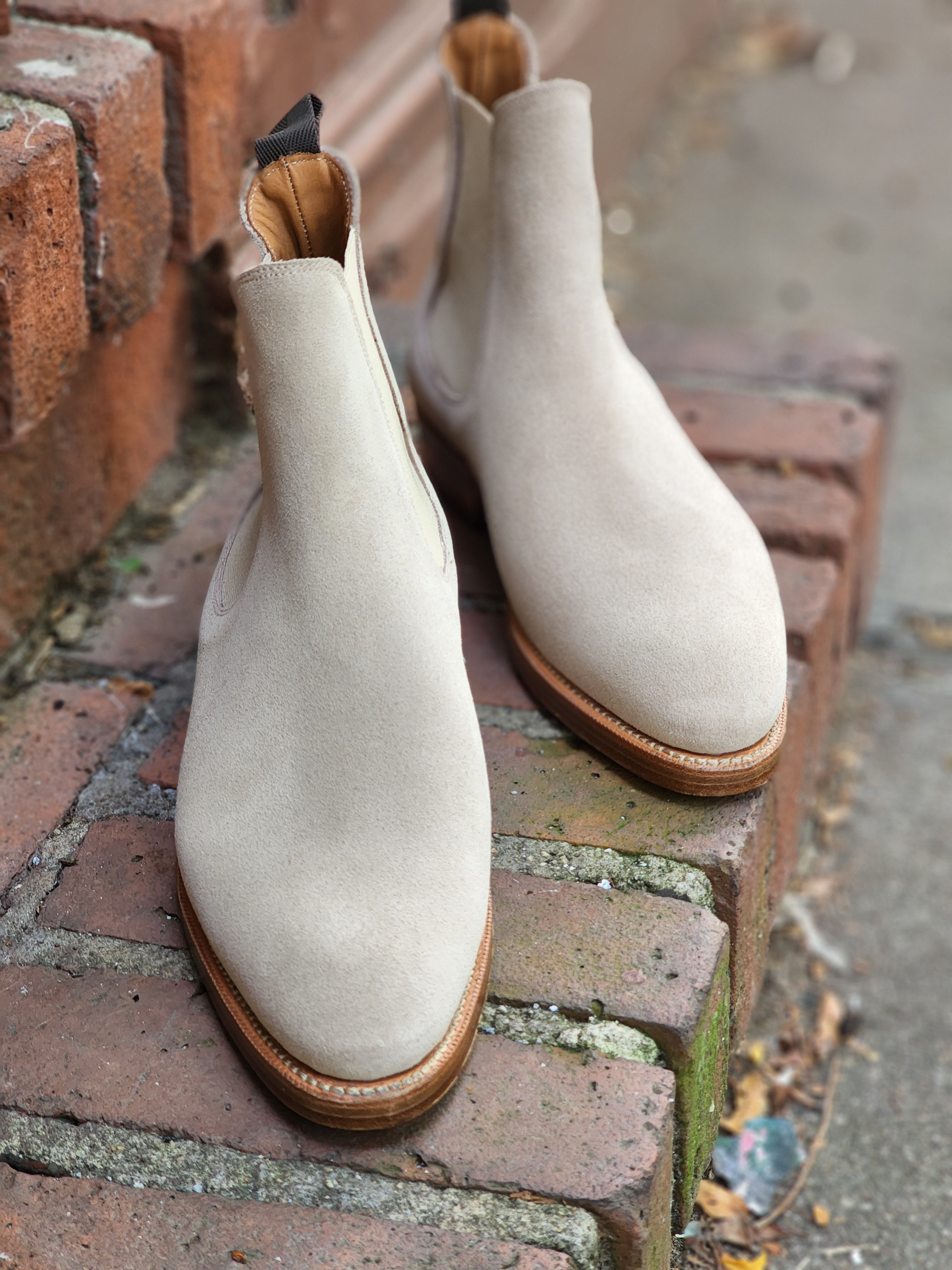 Alki - Oatmeal Suede
