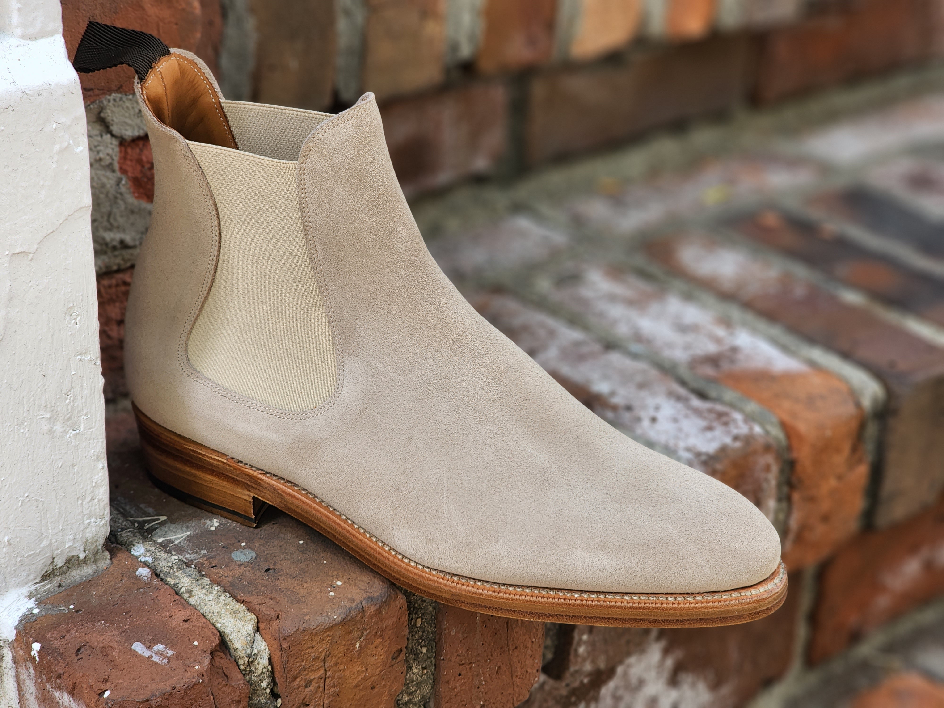 Alki - Oatmeal Suede