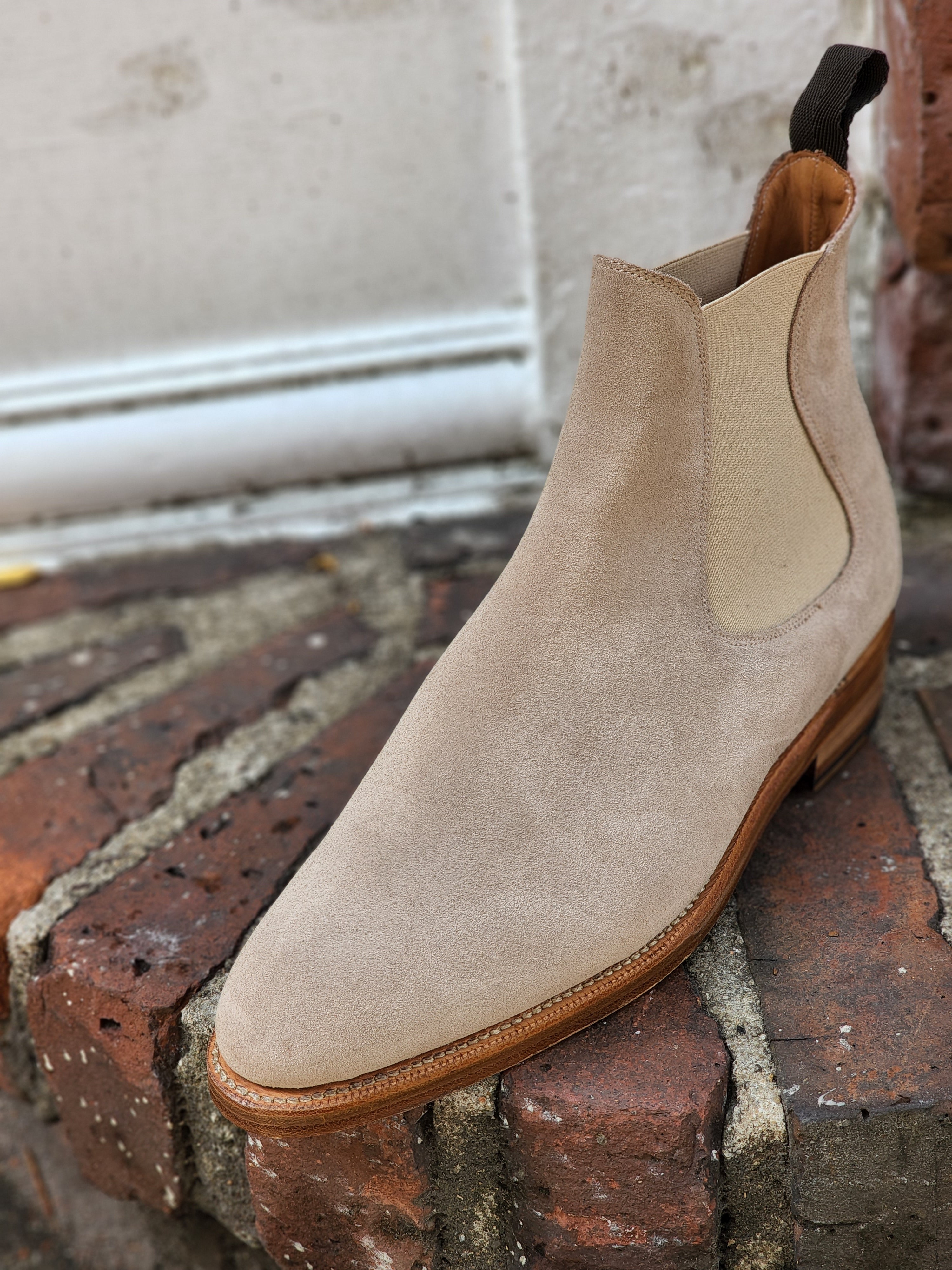 Alki - Oatmeal Suede