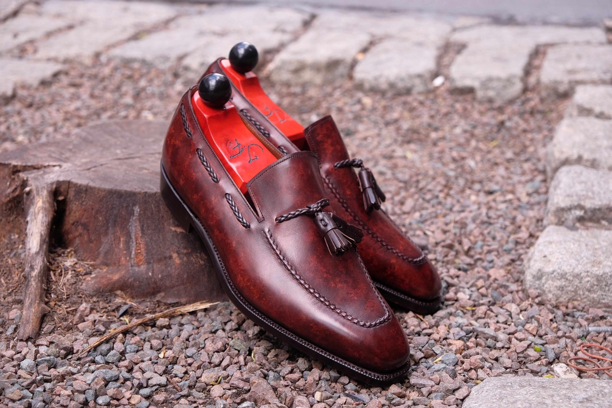 Eskapa - Walnut Marble Patina-Tassel Loafers-J.FitzPatrick Footwear