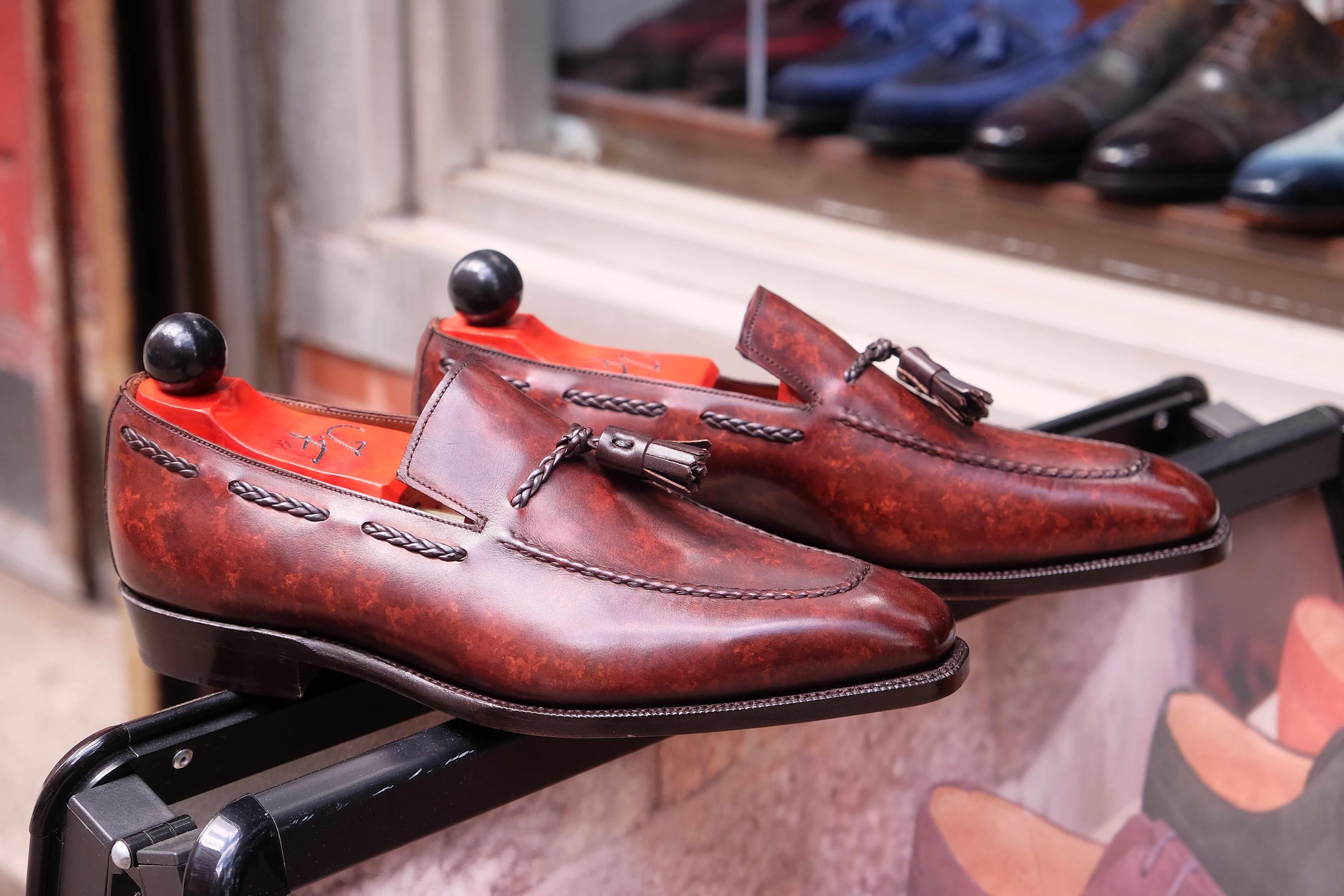 Eskapa - Walnut Marble Patina-Tassel Loafers-J.FitzPatrick Footwear