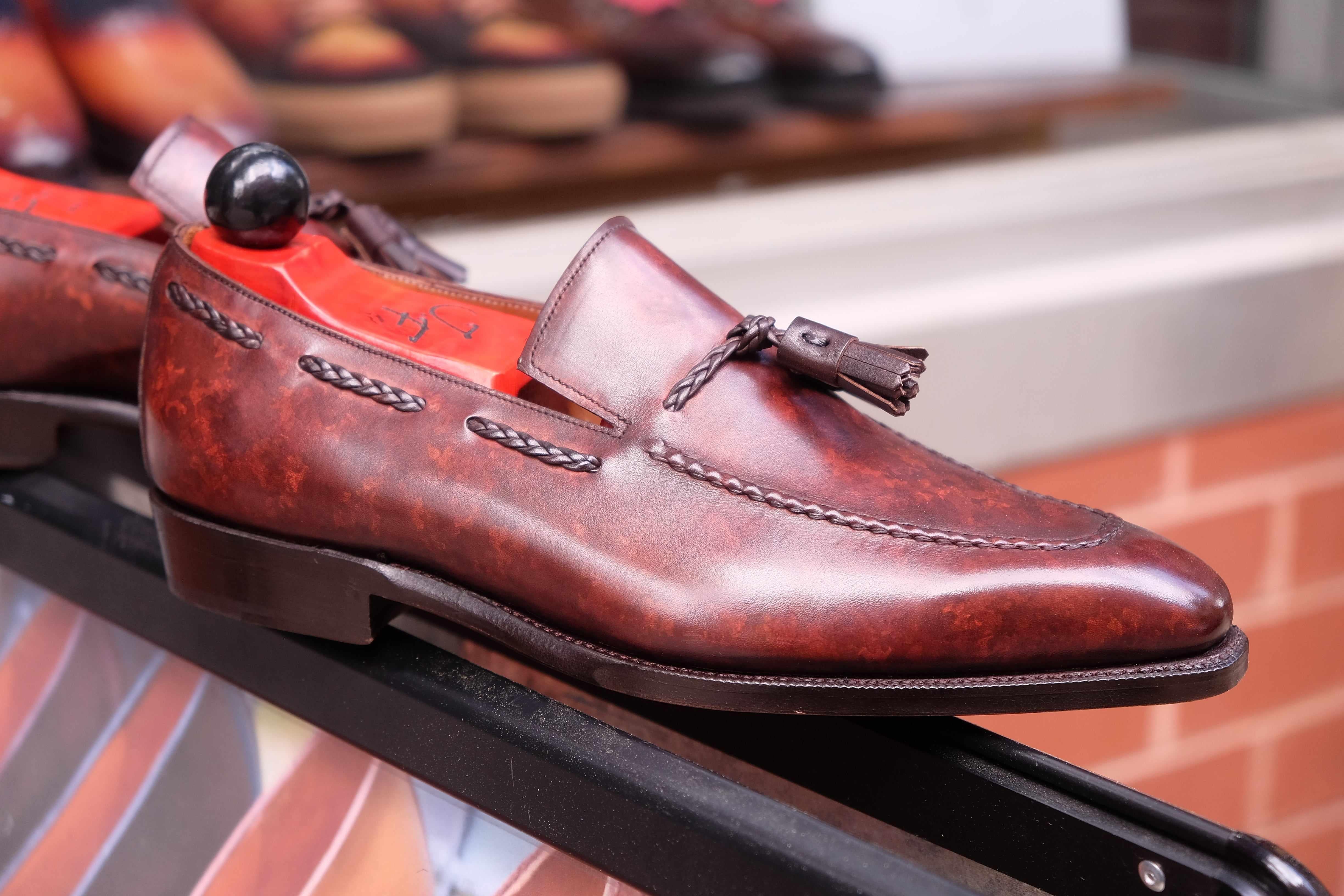 Eskapa - Walnut Marble Patina-Tassel Loafers-J.FitzPatrick Footwear