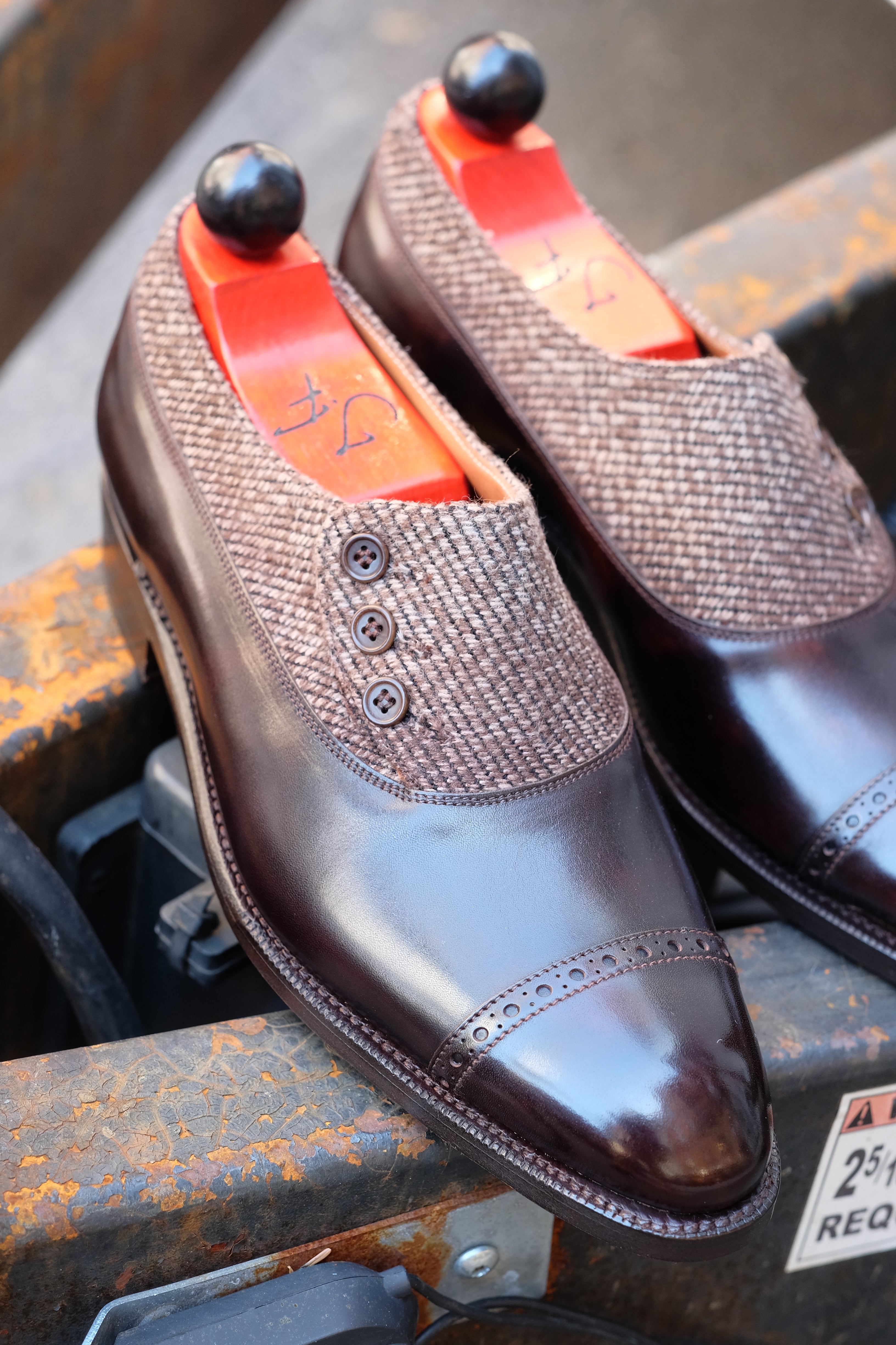 Kingston - MTO - Dark Brown Museum Calf / Brown Poulsbo - NGT Last - Single Leather Sole-Made To Order Button Shoe Plain Toe-J.FitzPatrick Footwear