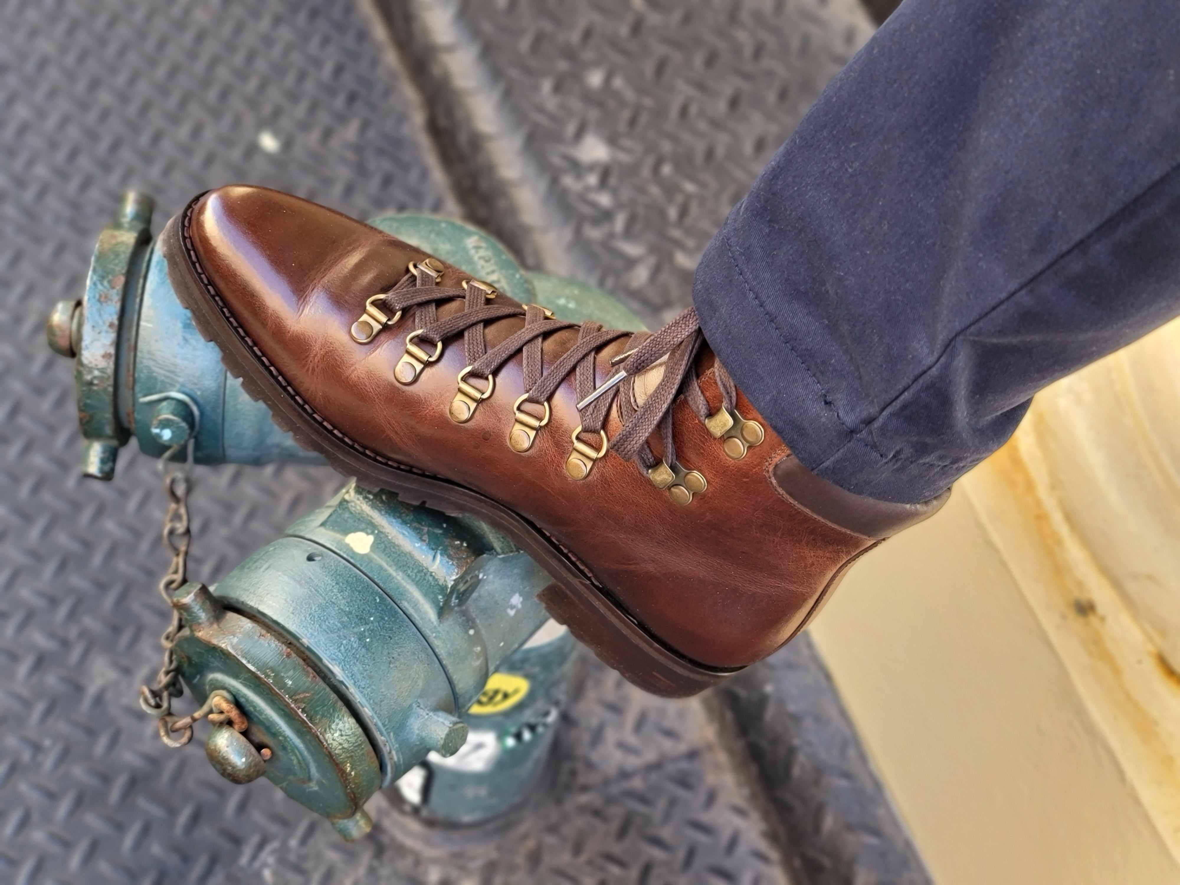 Snoqualmie - Rugged Brown Commando-Alpine Hiker Boots-J.FitzPatrick Footwear